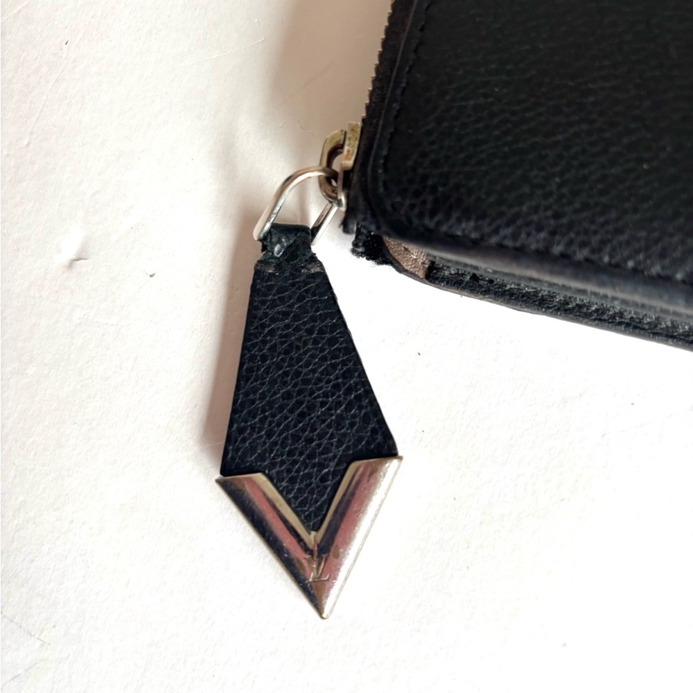 Authentic Louis Vuitton Portefeuille comet long wallet black - Picture 9 of 15
